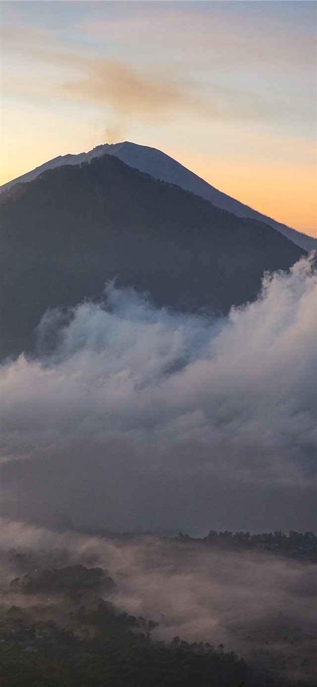 1125x2436 THE RISING VOLCANO [BALI  INDONESIA] - mountain iPhone X Wallpaper
